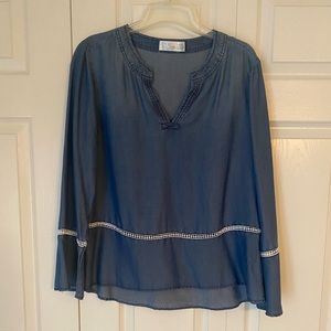 Time And Tru Womens L 12-14 Split Neck Bell Sleeves Denim Jean Blue Blouse Top
